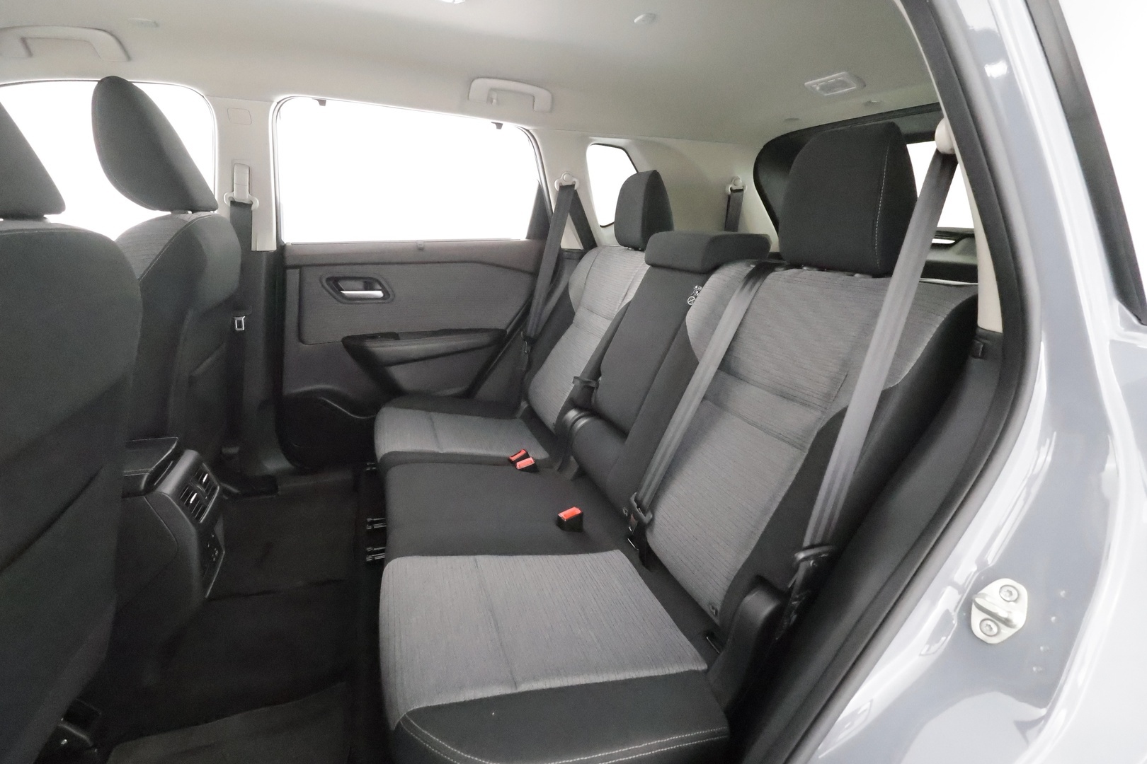 NISSAN X-Trail 2024