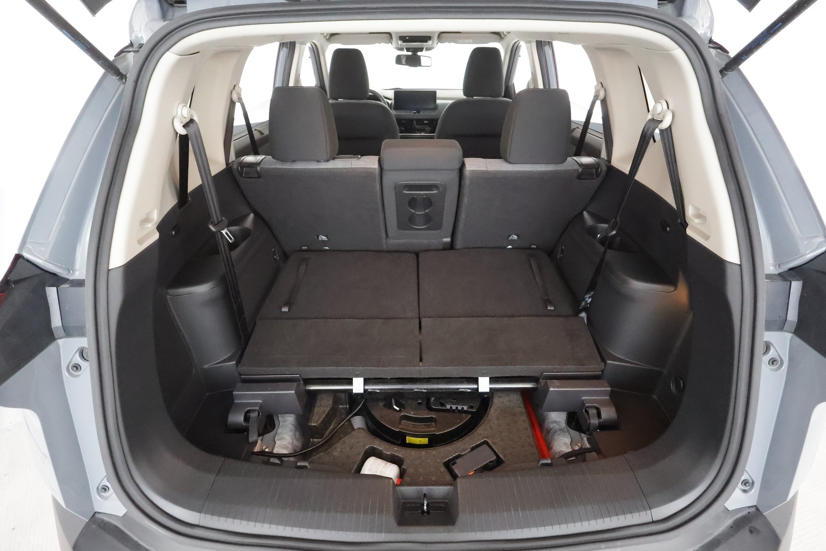 NISSAN X-Trail 2024