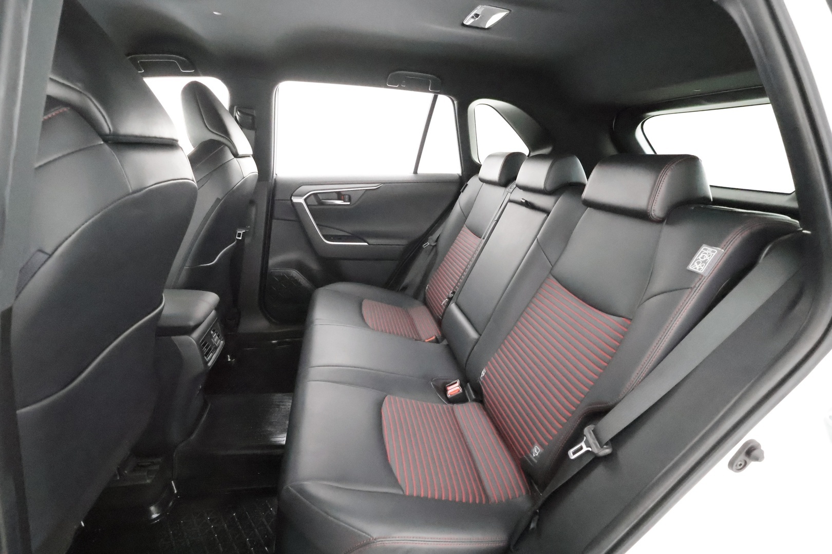 TOYOTA RAV4 Plug-in 2021