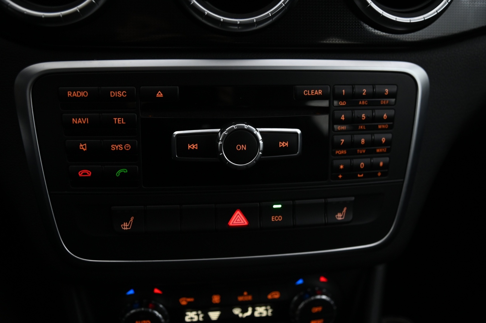 MERCEDES-BENZ CLA 2015