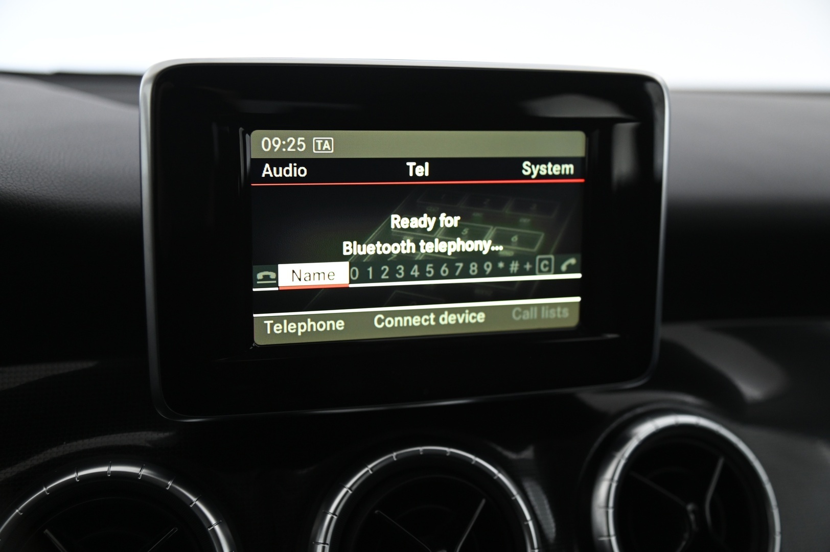 MERCEDES-BENZ CLA 2015