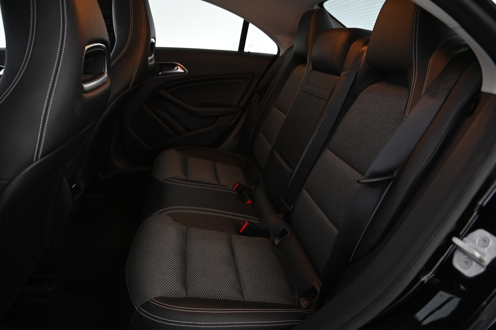 MERCEDES-BENZ CLA 2015