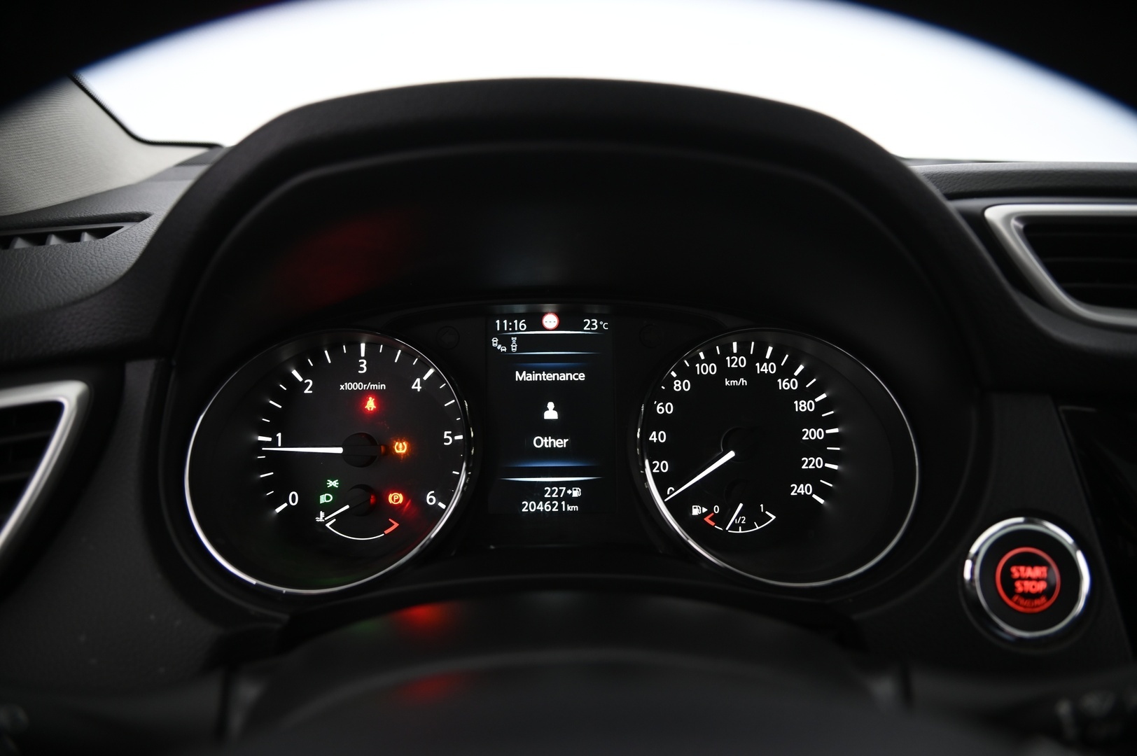 NISSAN Qashqai 2015