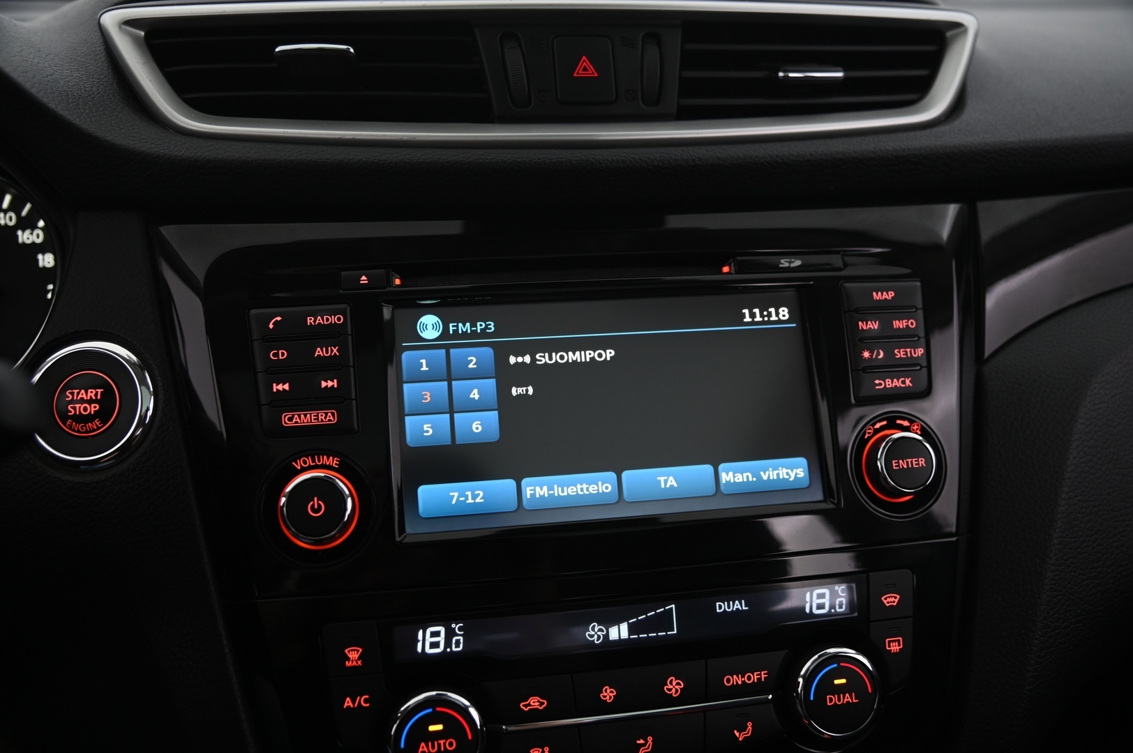 NISSAN Qashqai 2015