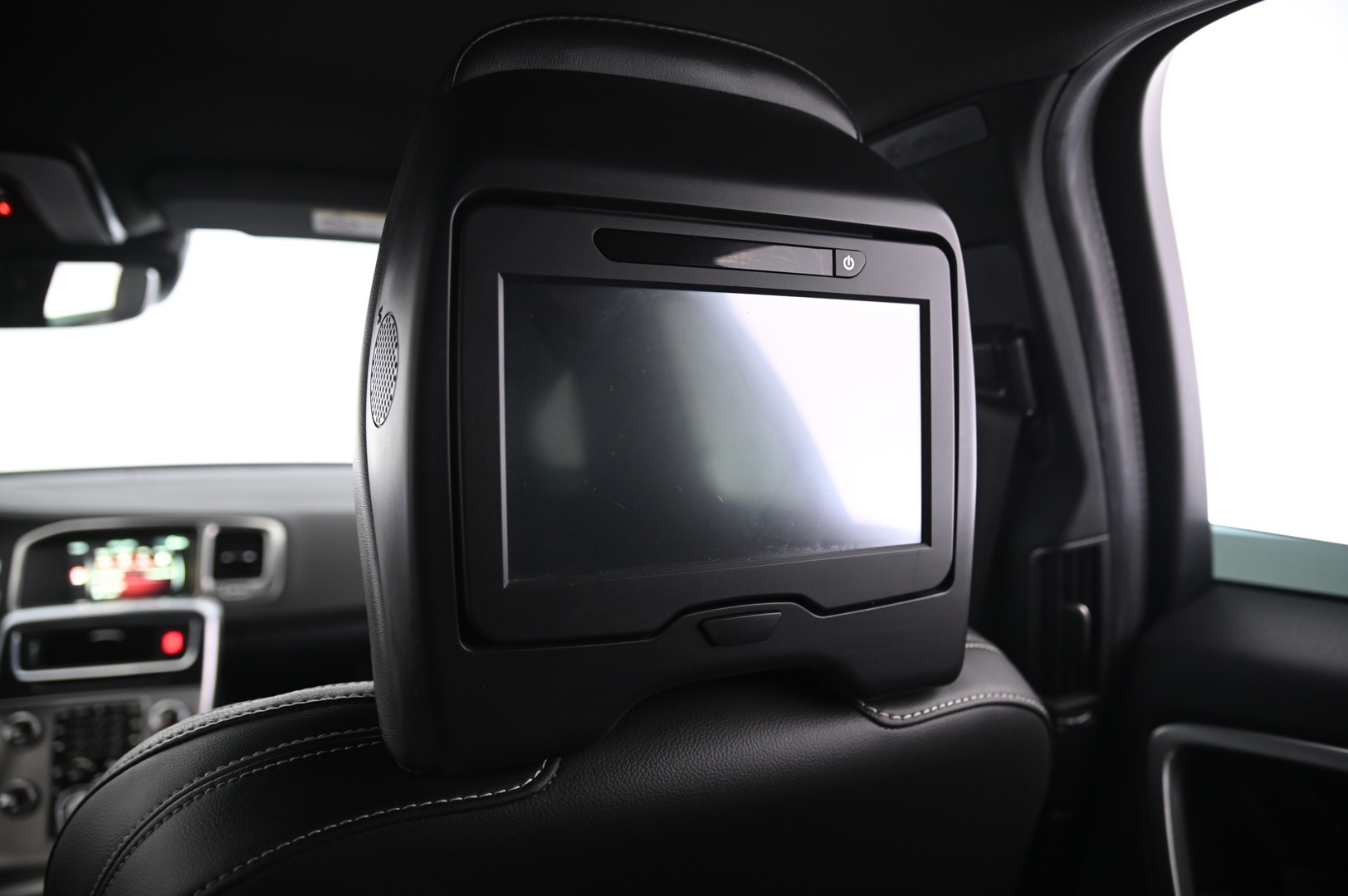 VOLVO V60 2016