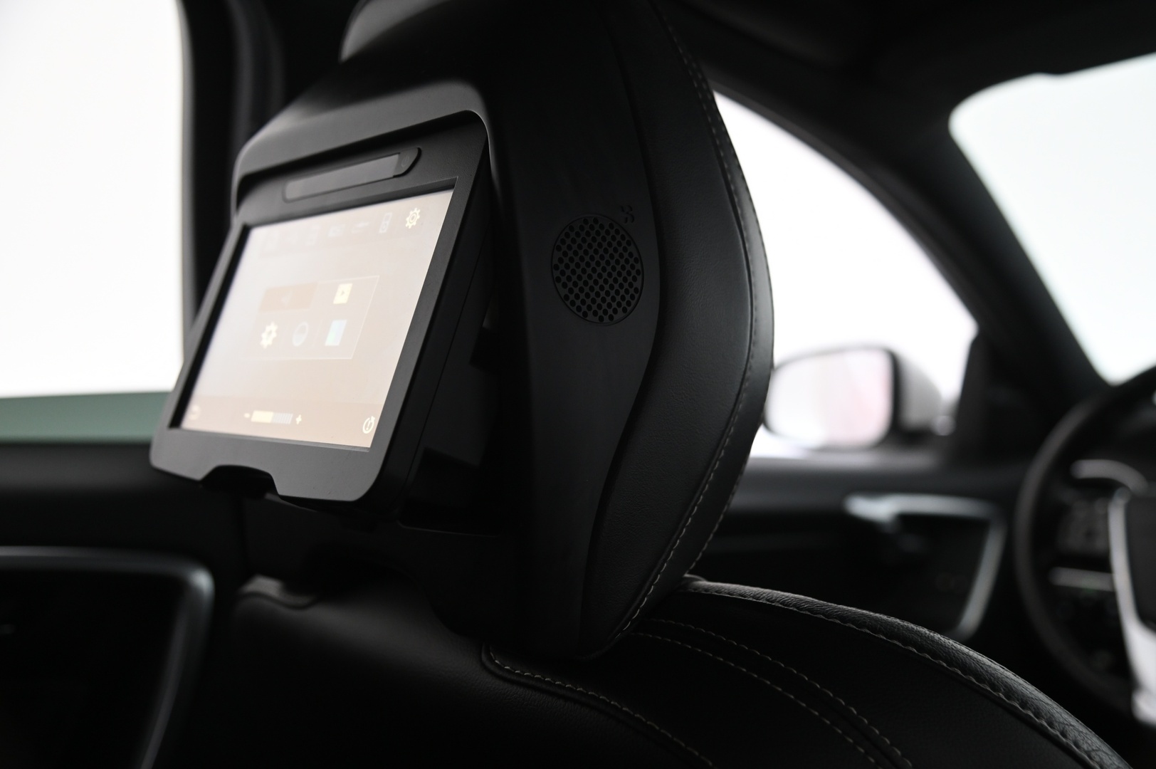 VOLVO V60 2016
