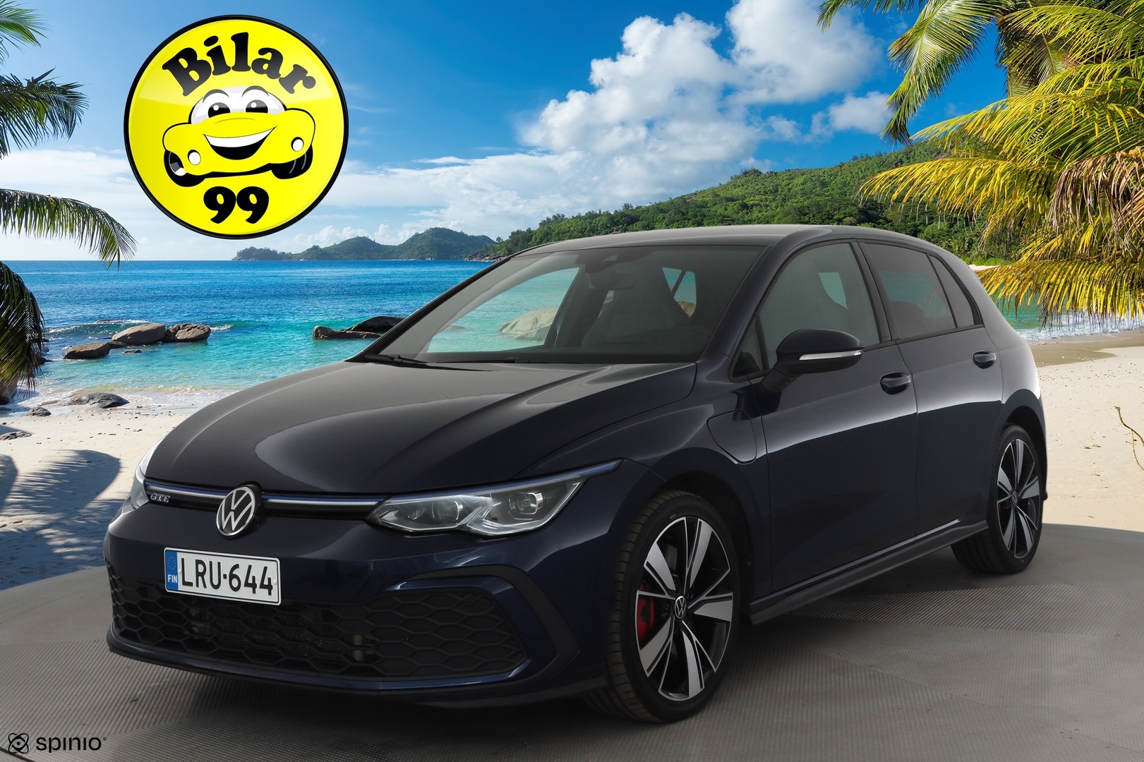 VOLKSWAGEN Golf 2023