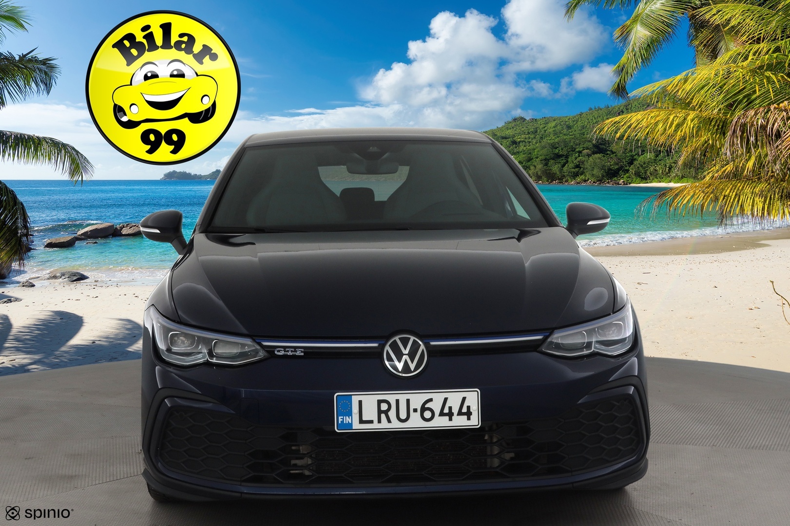 VOLKSWAGEN Golf 2023