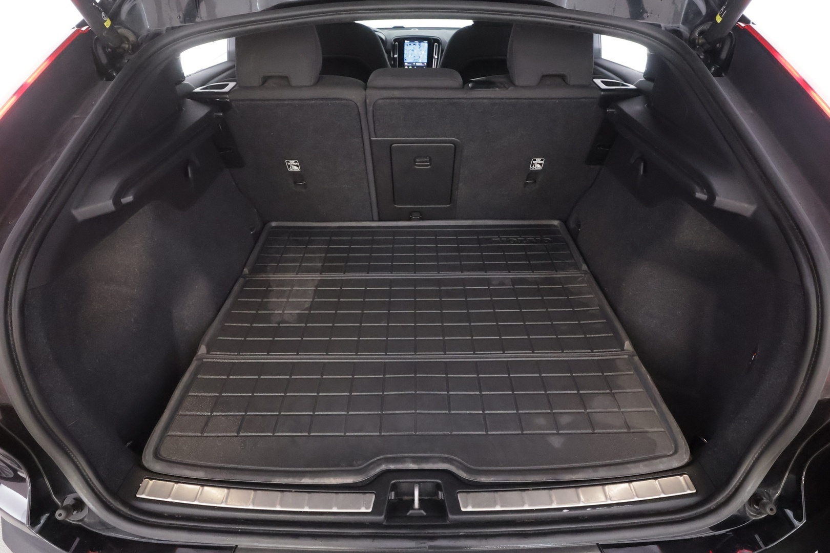 VOLVO C40 2023