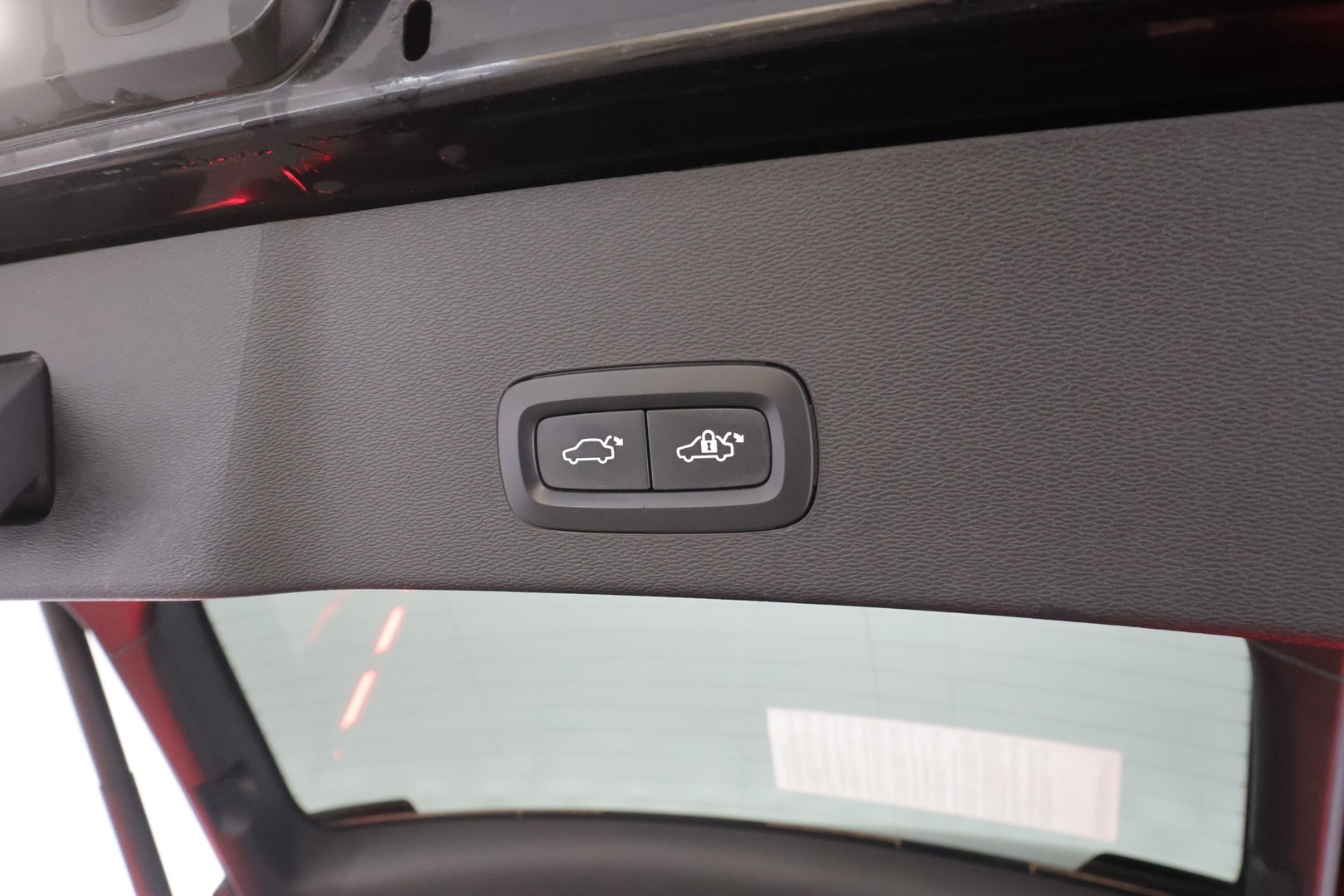 VOLVO C40 2023