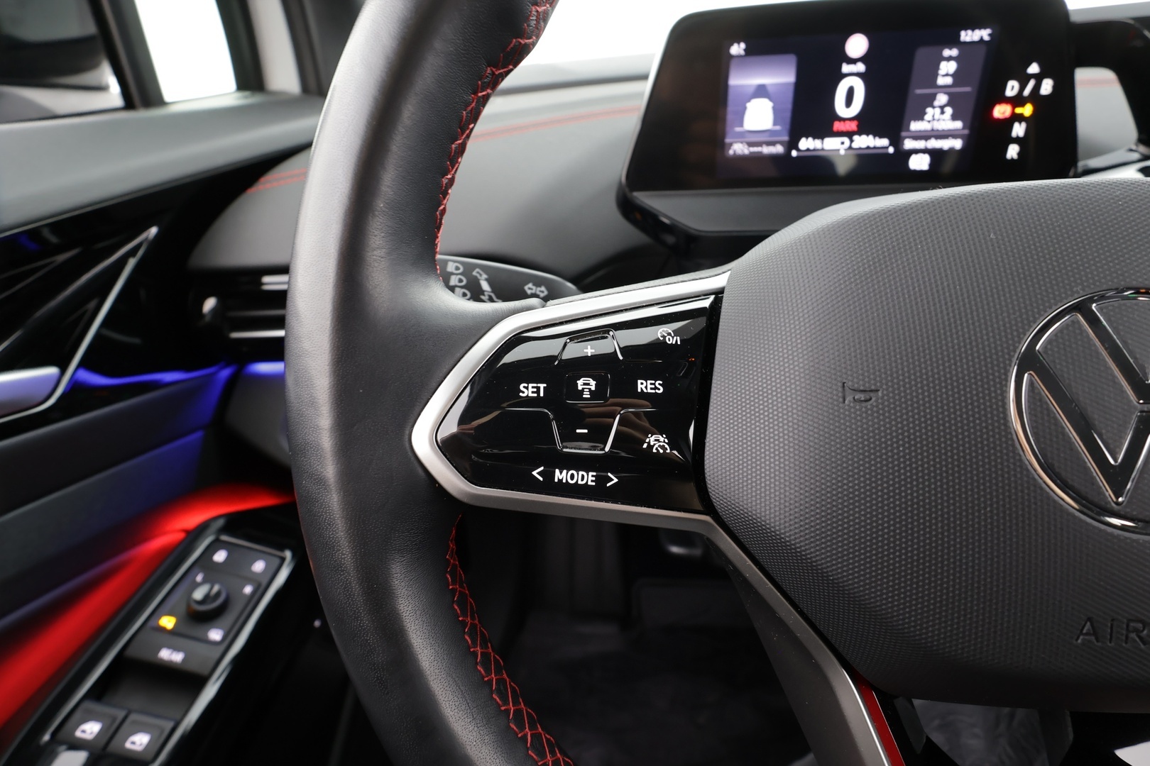 VOLKSWAGEN ID.4 2023