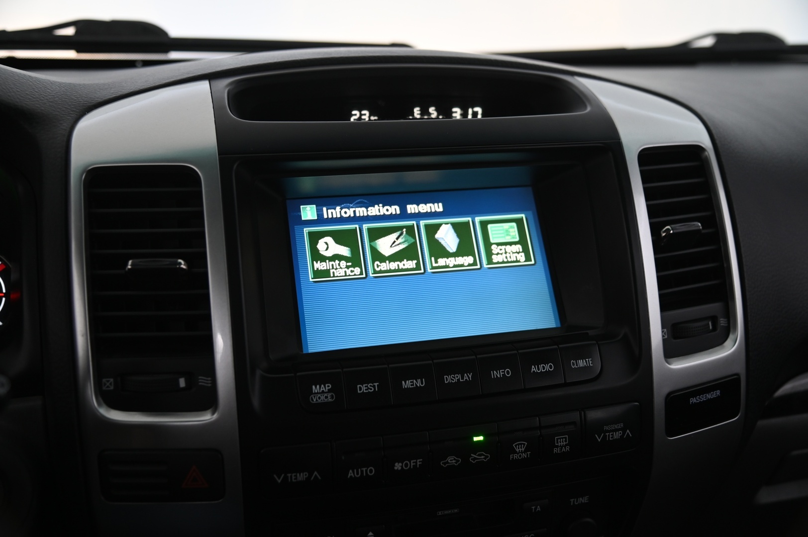 TOYOTA Land Cruiser 2009