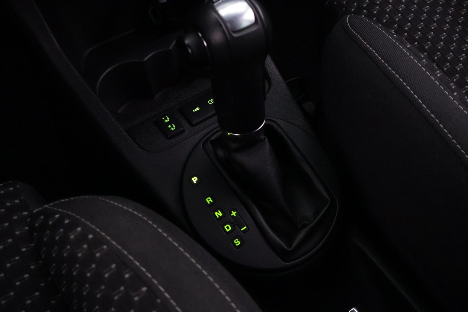 SKODA Fabia 2011