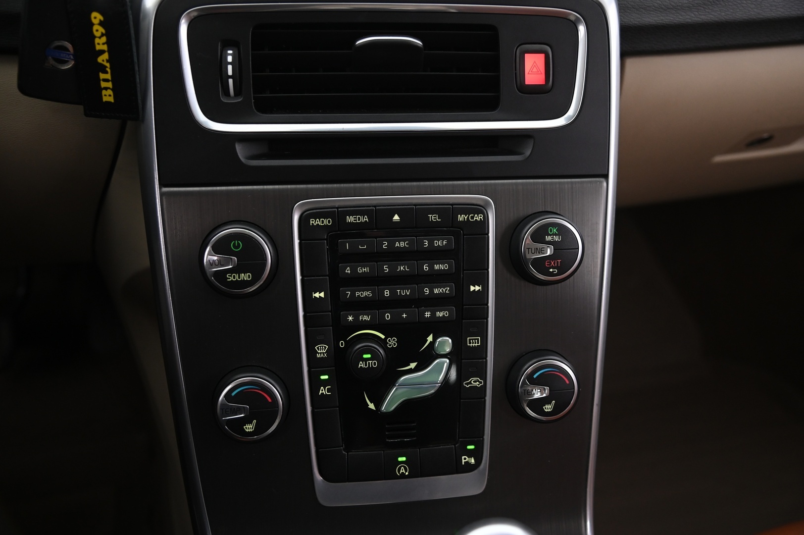 VOLVO V60 2013
