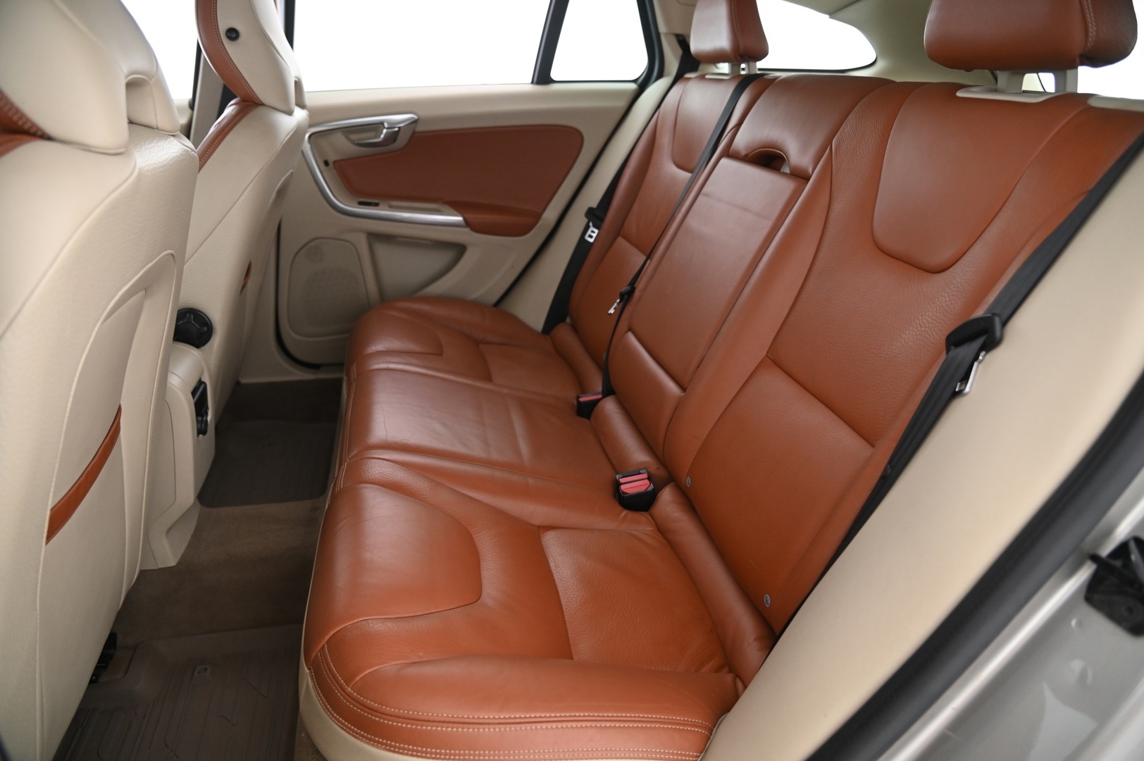 VOLVO V60 2013