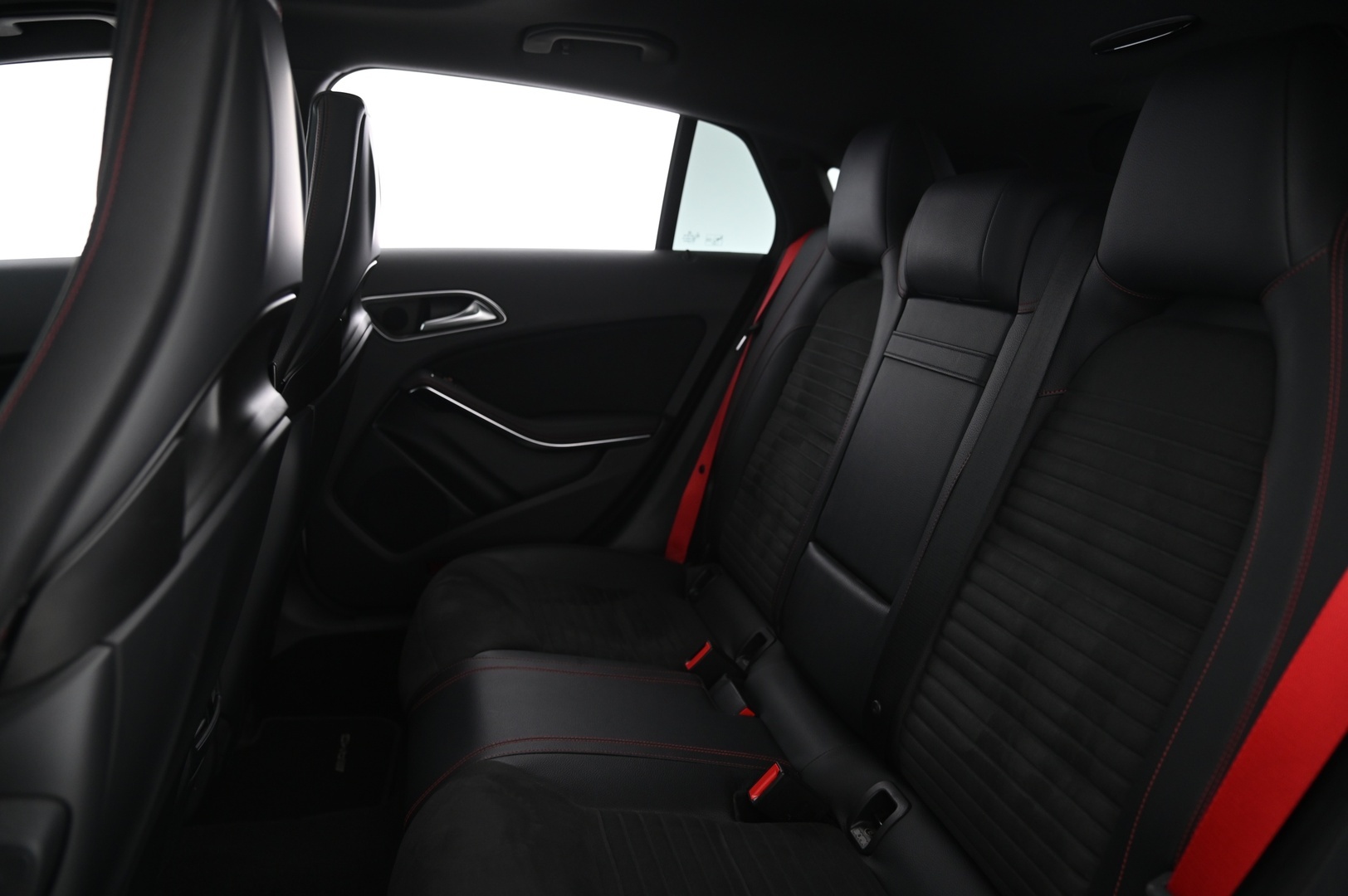 MERCEDES-BENZ CLA 2015