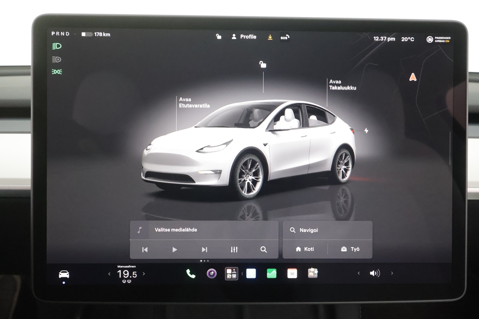 TESLA Model Y 2023
