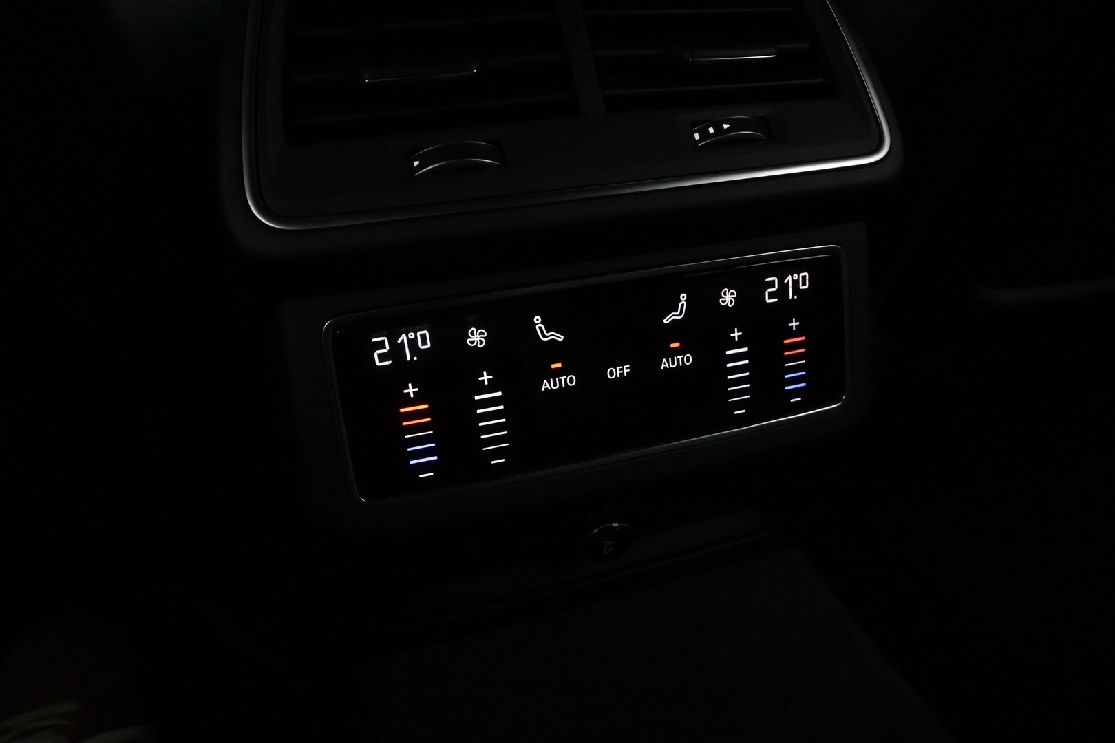 AUDI A6 2023