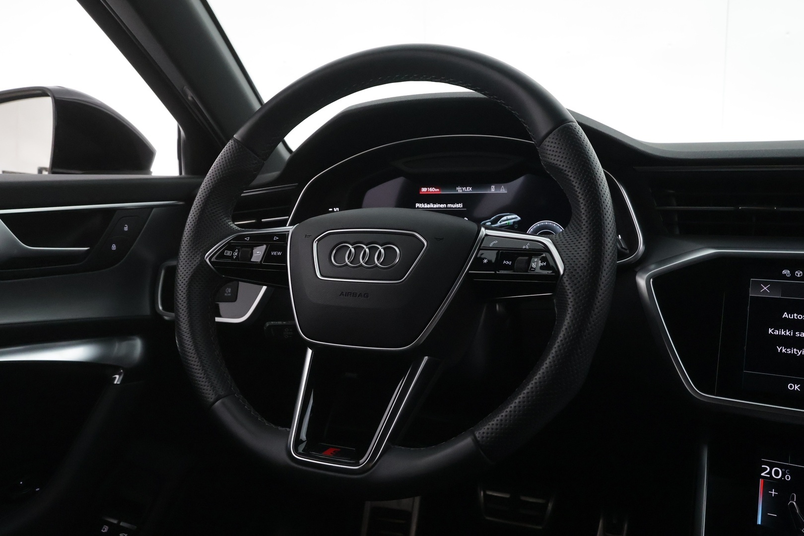 AUDI A6 2023
