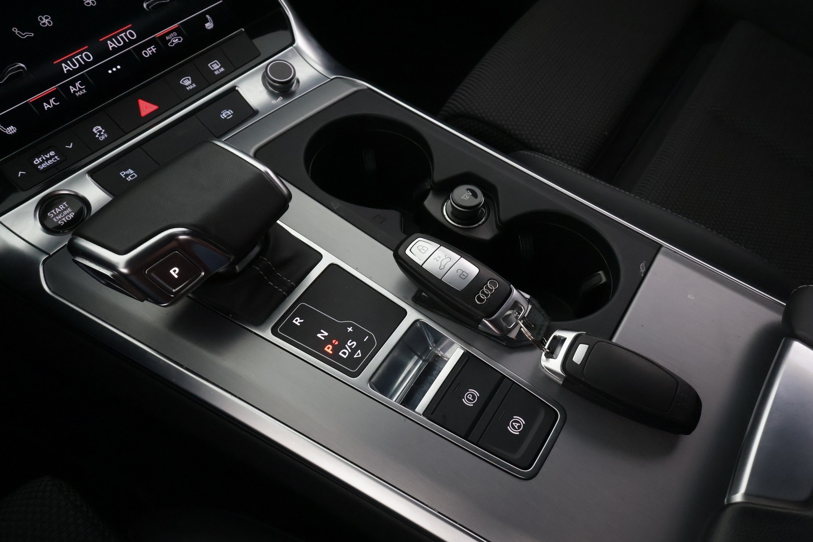 AUDI A6 2023