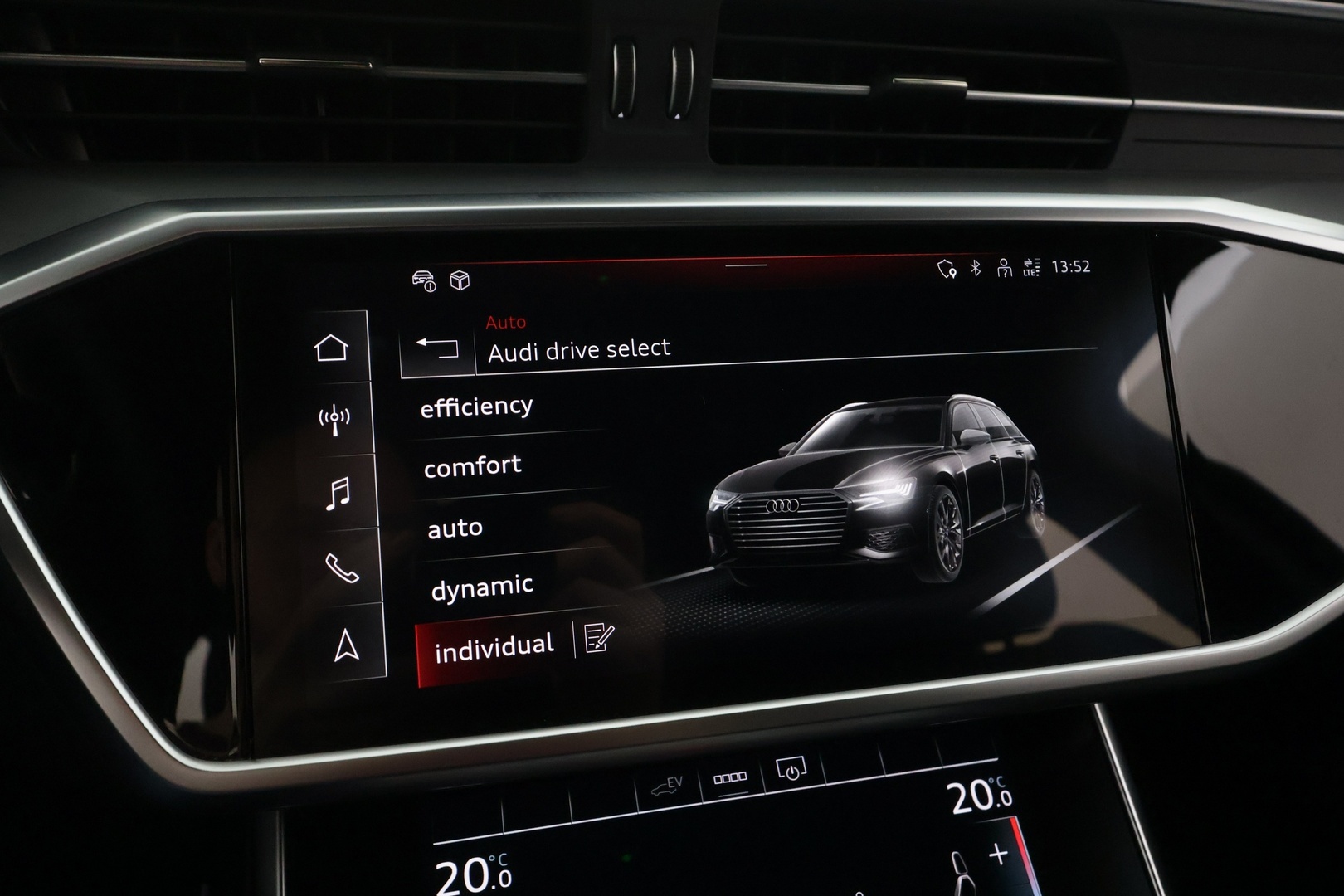 AUDI A6 2023