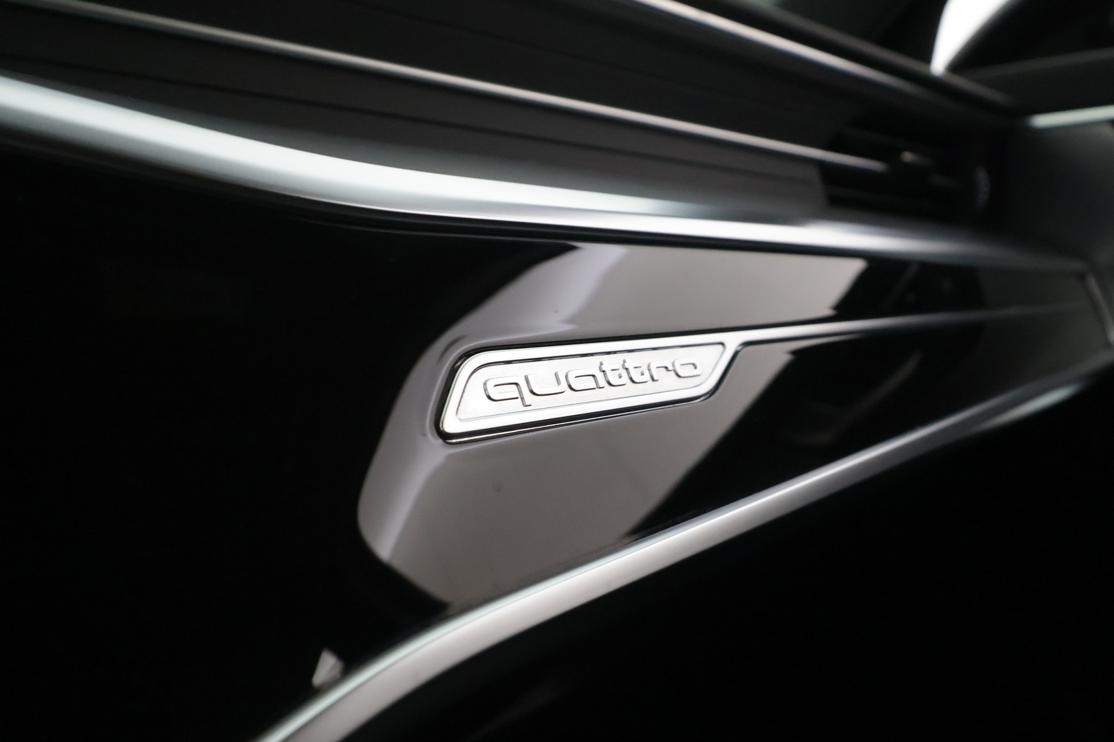 AUDI A6 2023