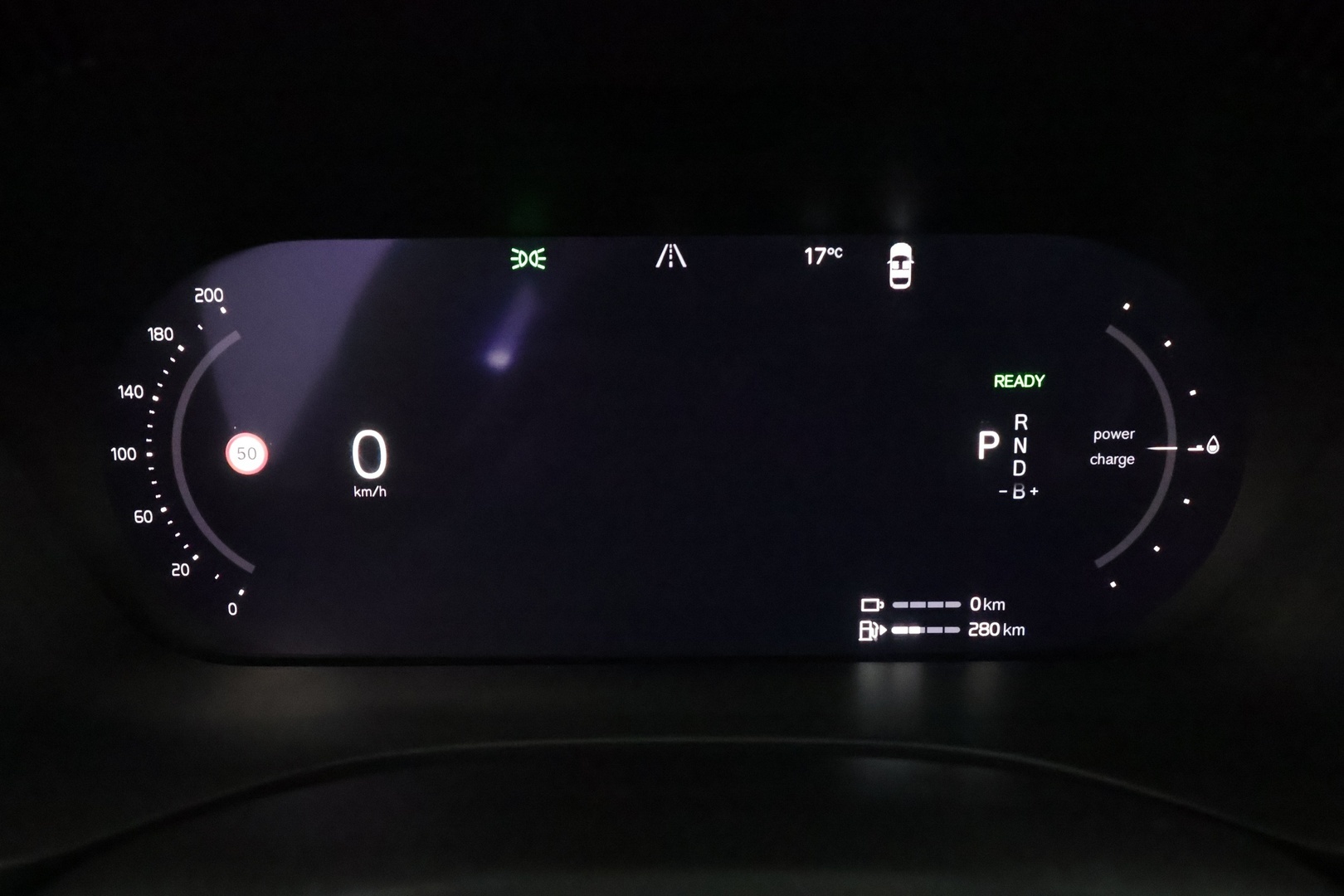 VOLVO XC60 2024