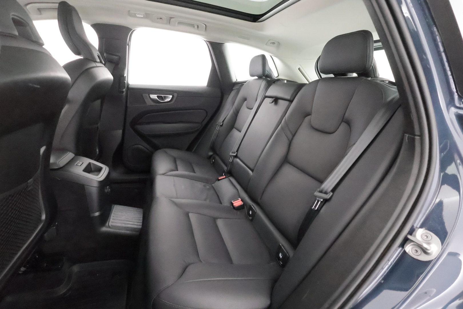 VOLVO XC60 2024