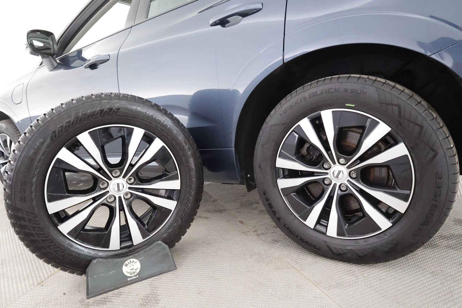 VOLVO XC60 2024