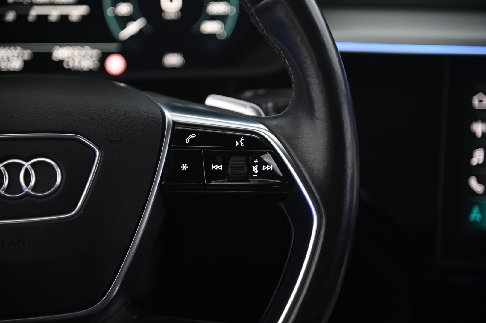 AUDI e-tron 2020