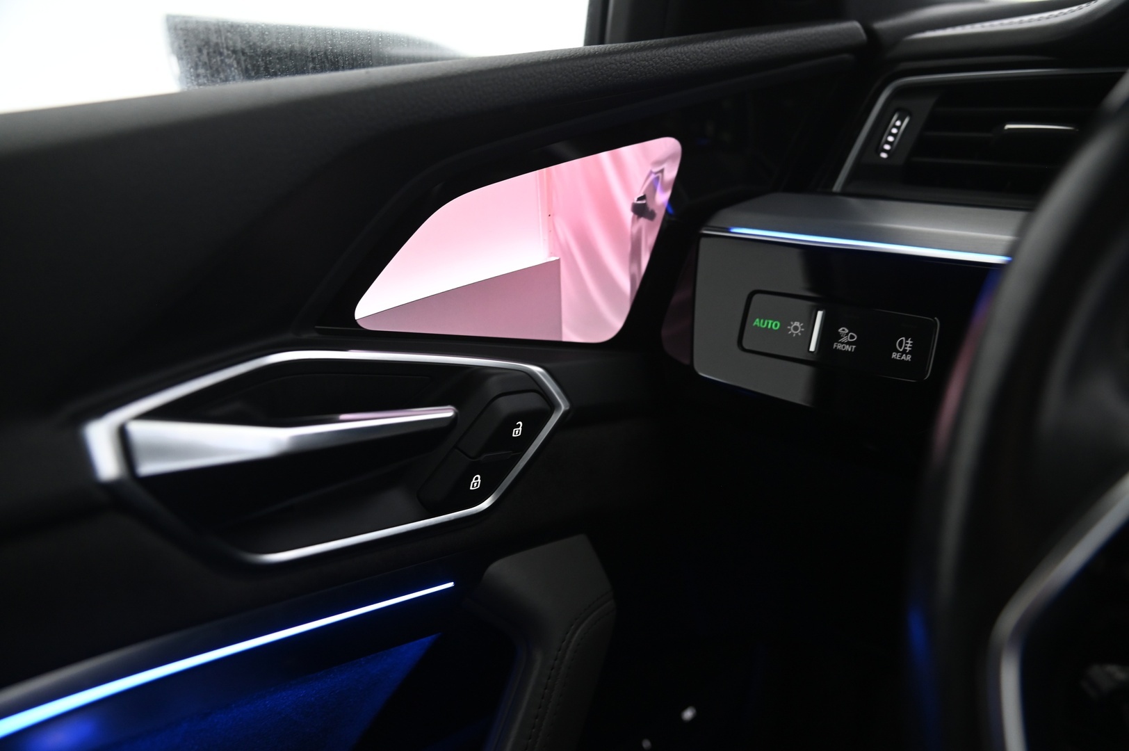 AUDI e-tron 2020