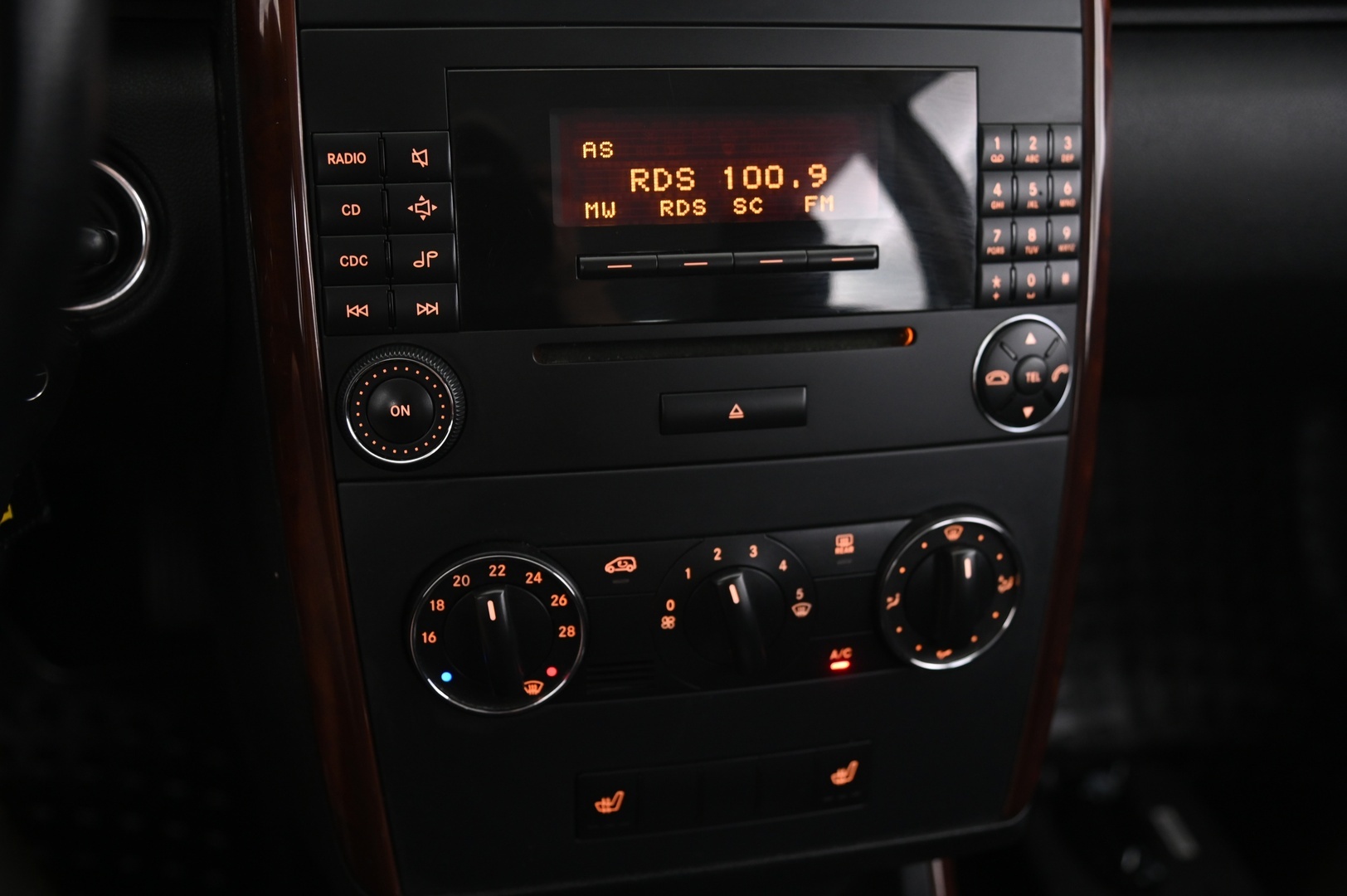MERCEDES-BENZ A 2007