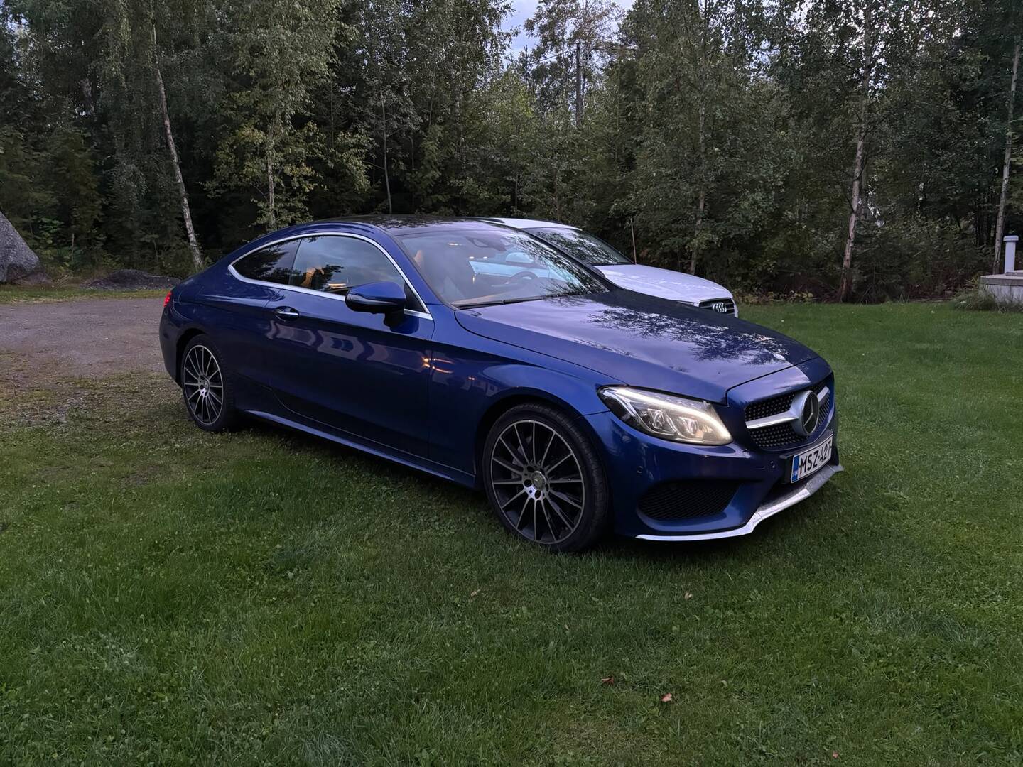 MERCEDES-BENZ C 2016
