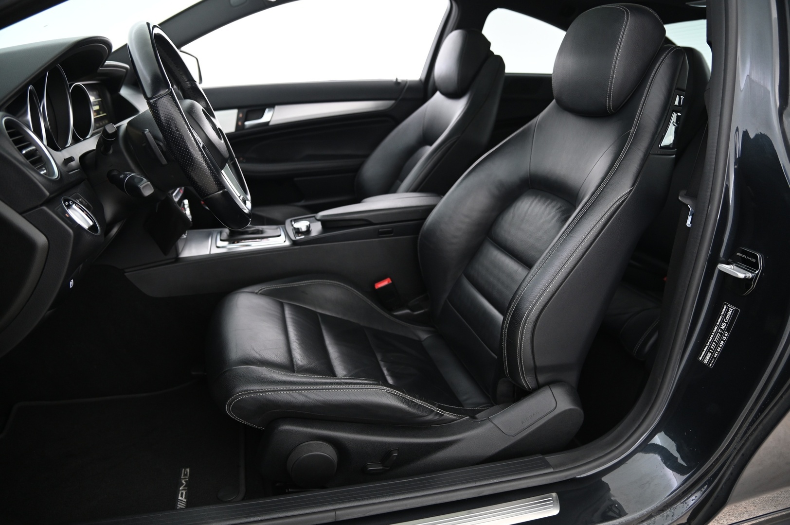 MERCEDES-BENZ C 2011