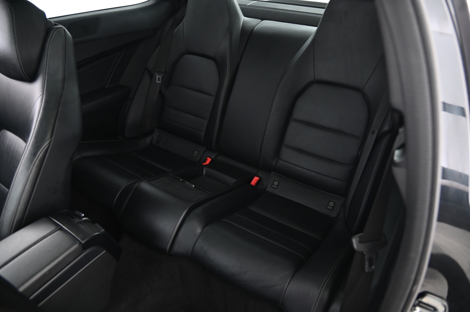 MERCEDES-BENZ C 2011