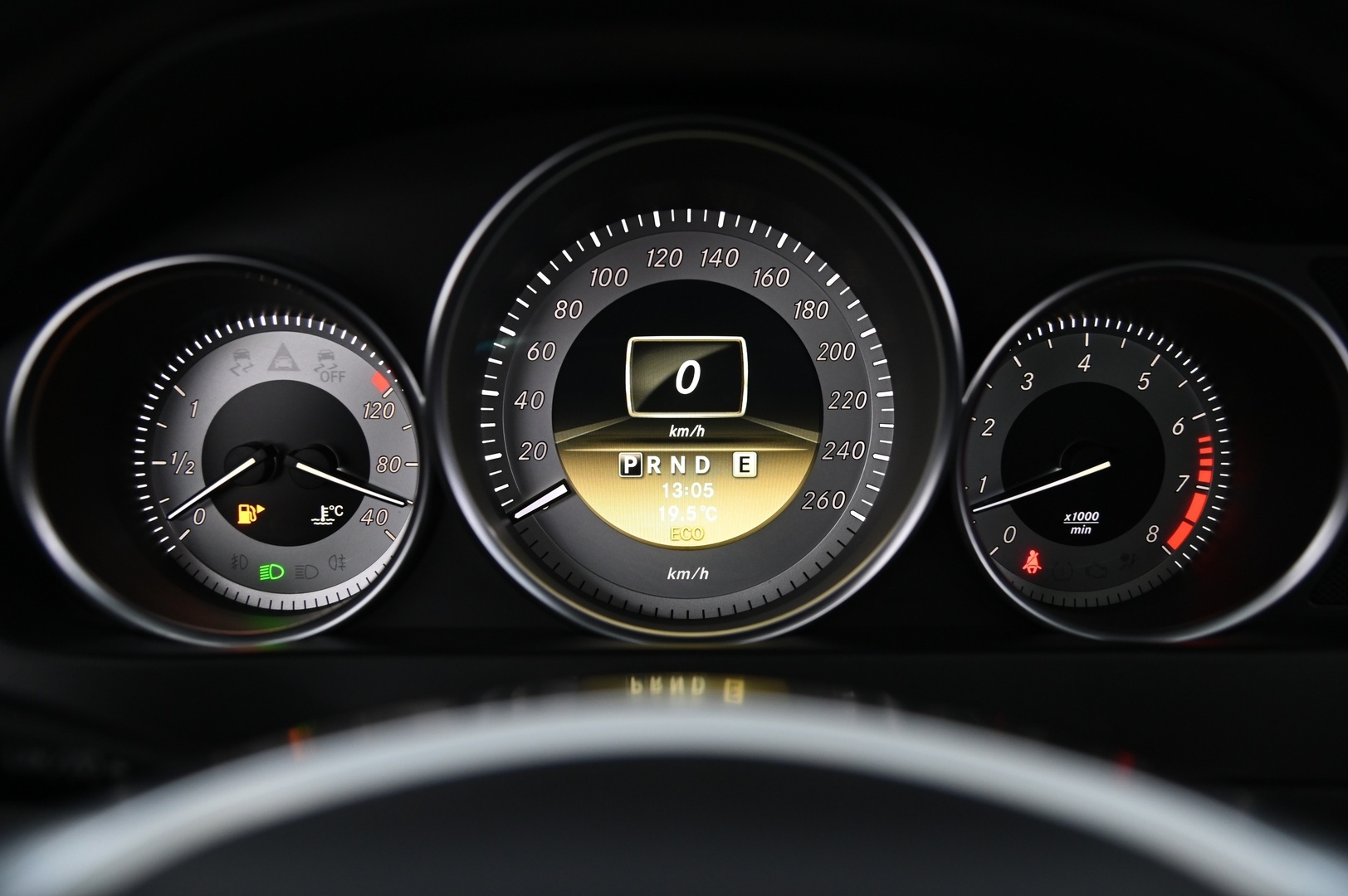 MERCEDES-BENZ C 2011