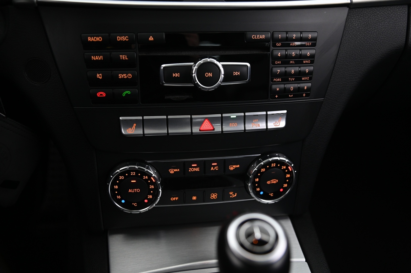 MERCEDES-BENZ C 2011