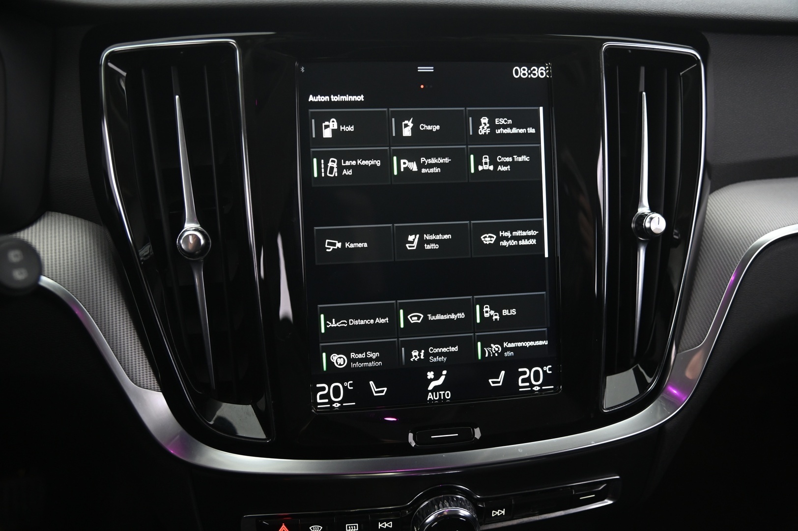 VOLVO V60 2020