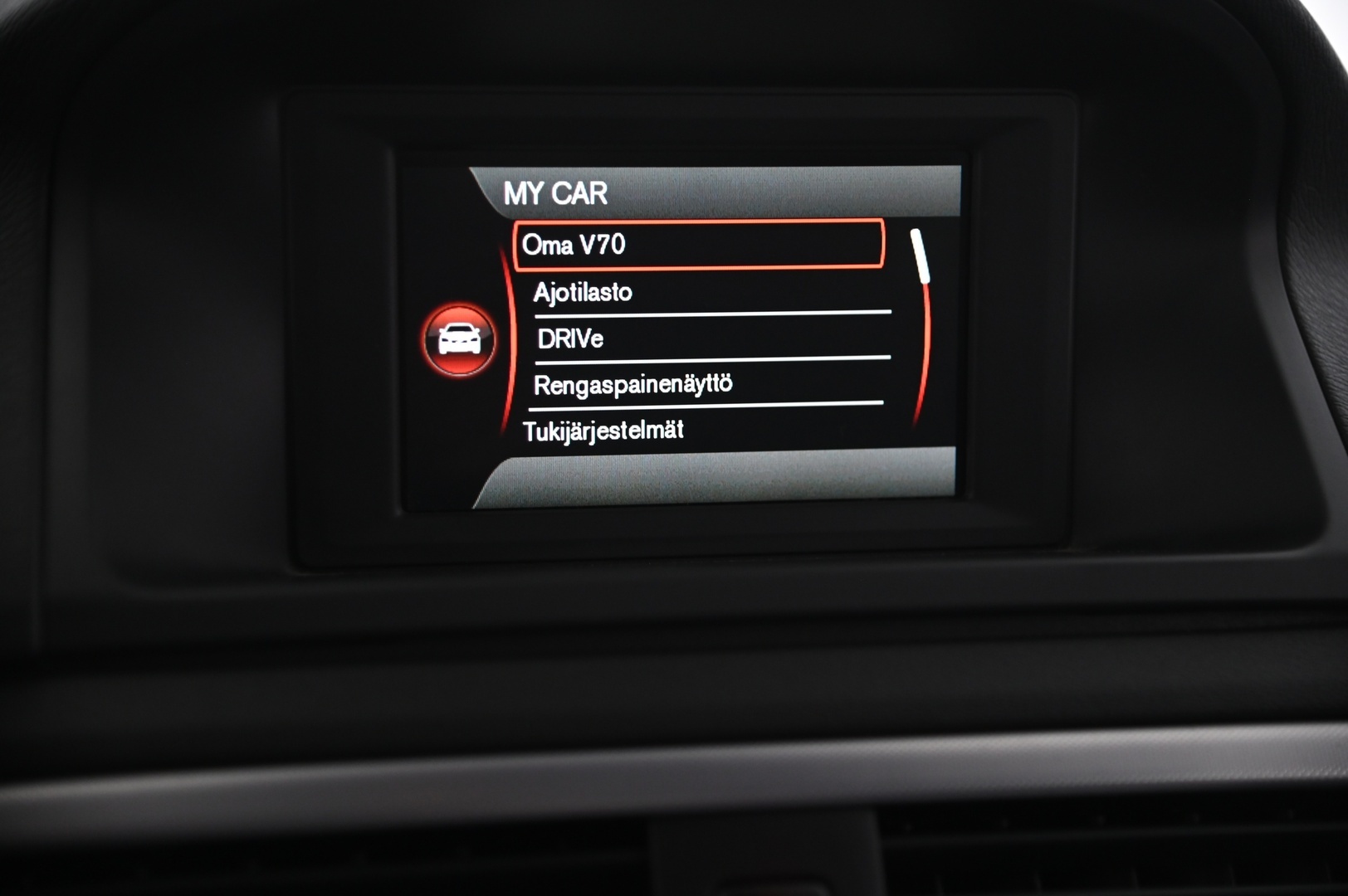 VOLVO V70 2016