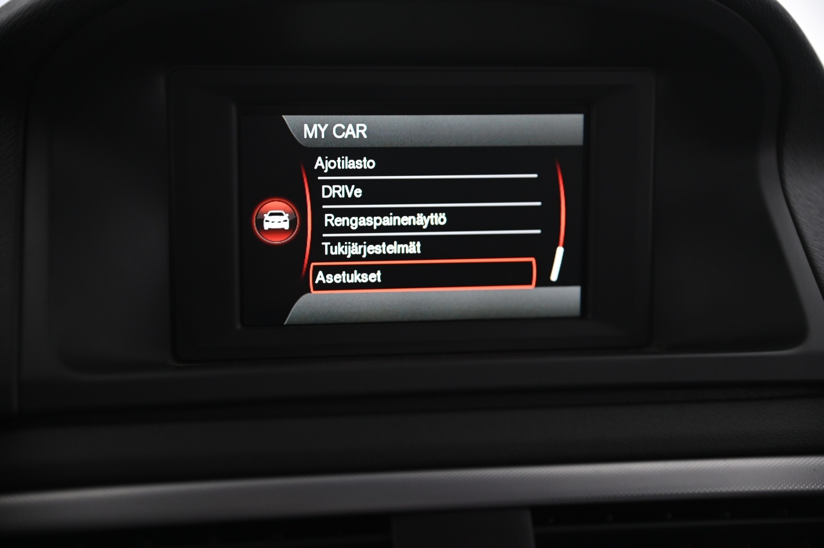 VOLVO V70 2016