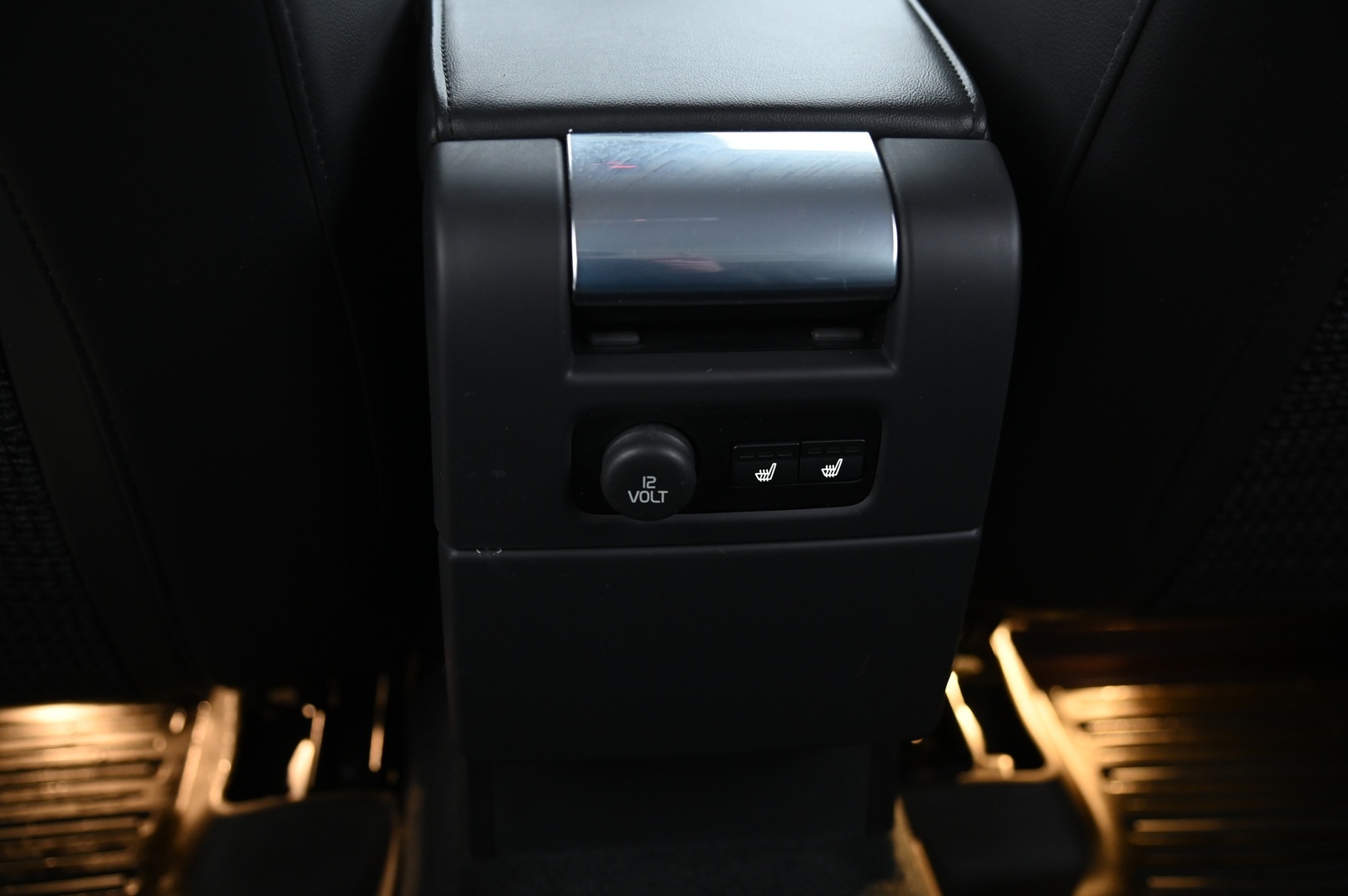 VOLVO XC70 2016