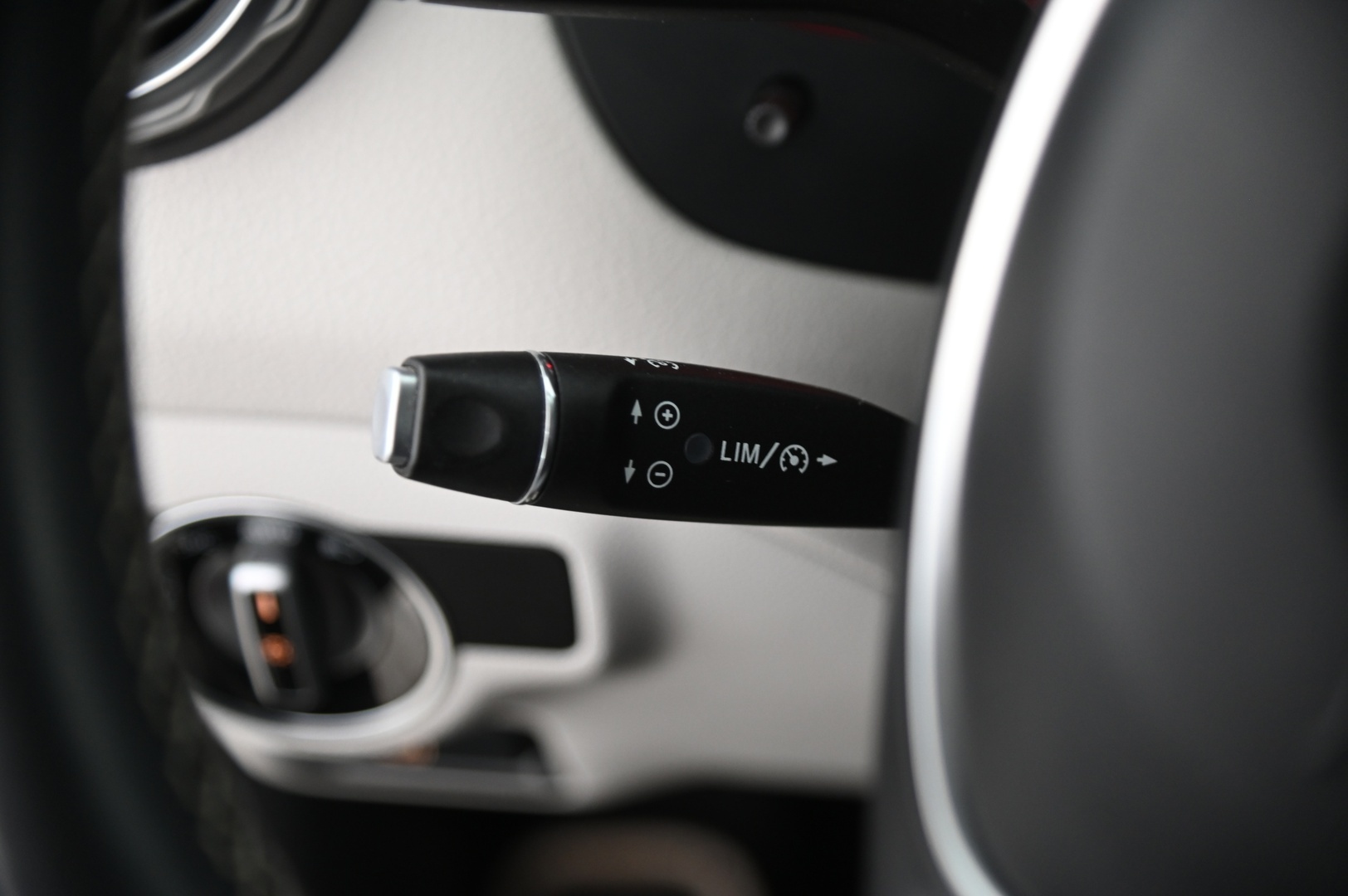 MERCEDES-BENZ GLA 2018