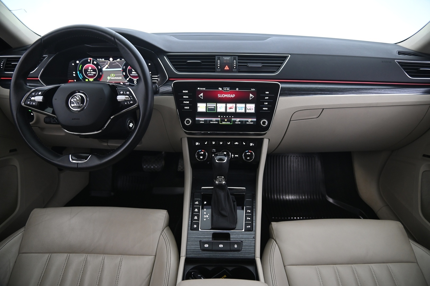 SKODA Superb 2021