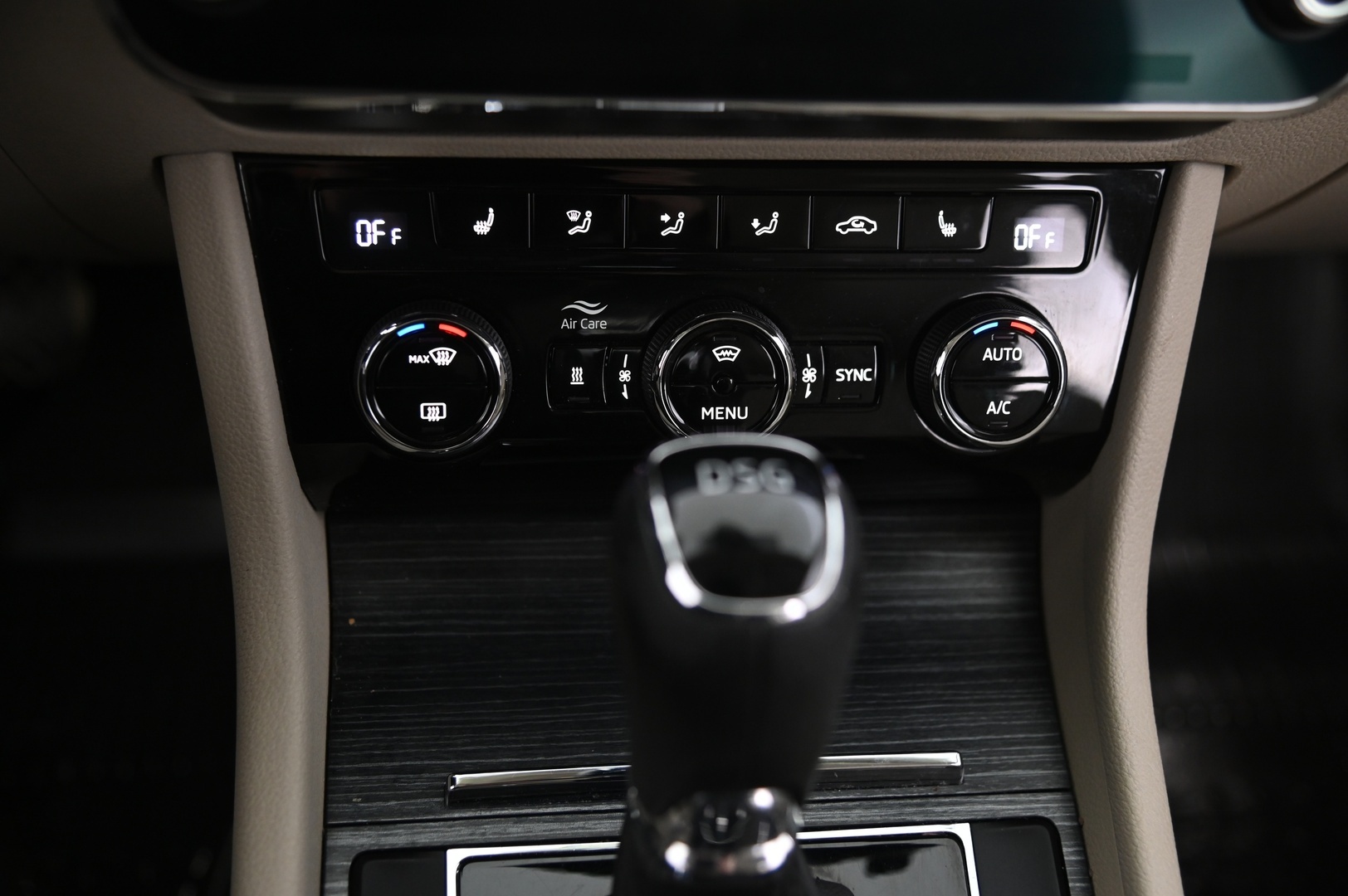 SKODA Superb 2021