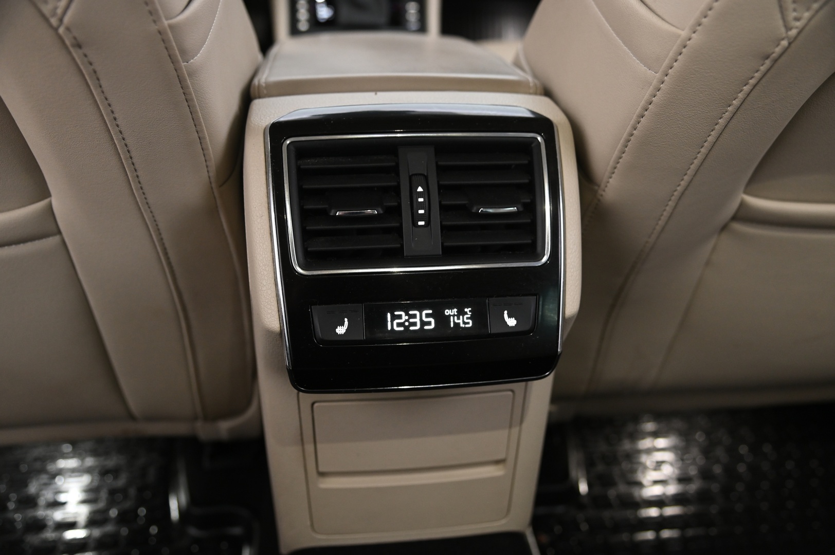 SKODA Superb 2021