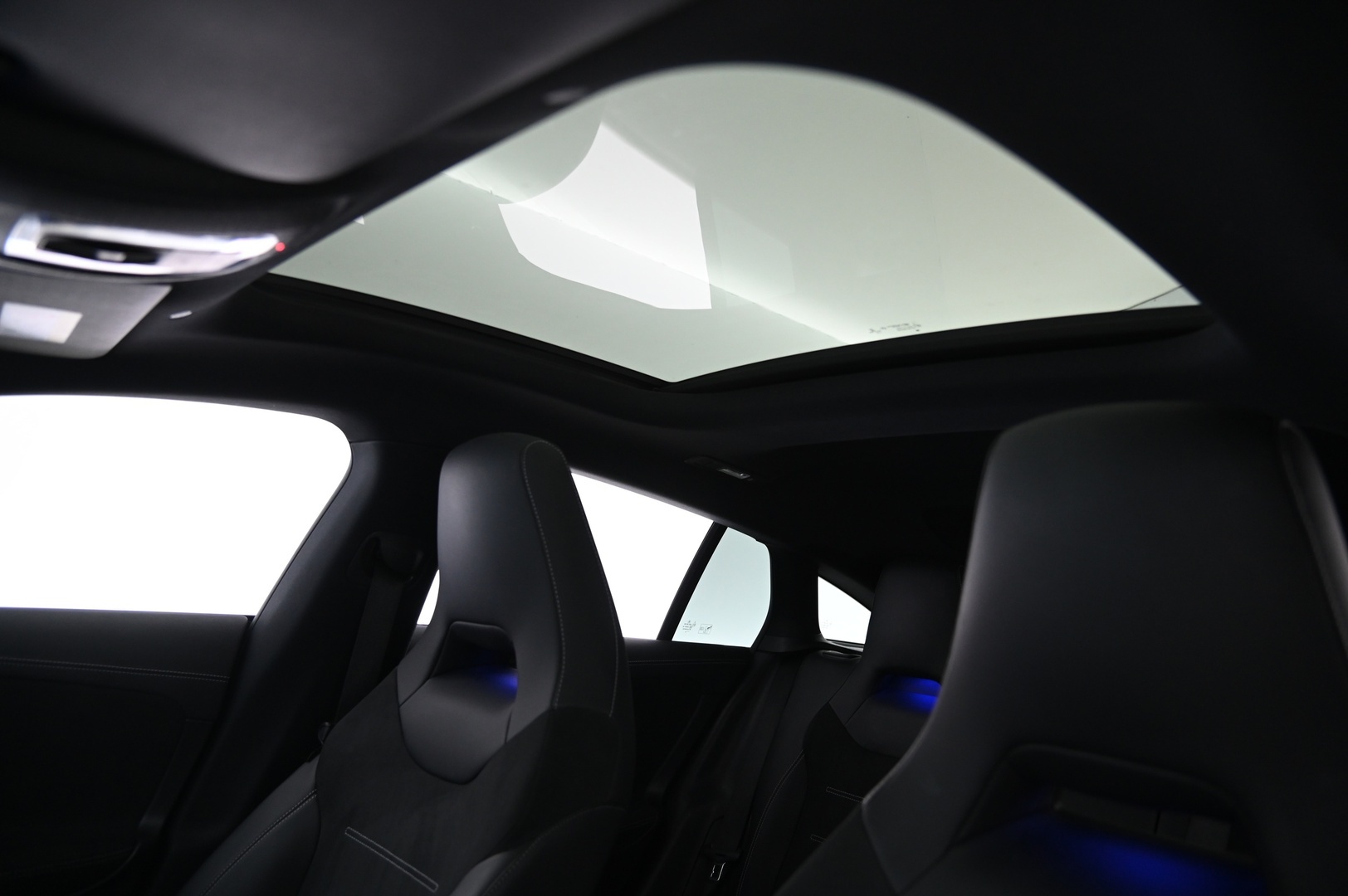 MERCEDES-BENZ CLA 2021