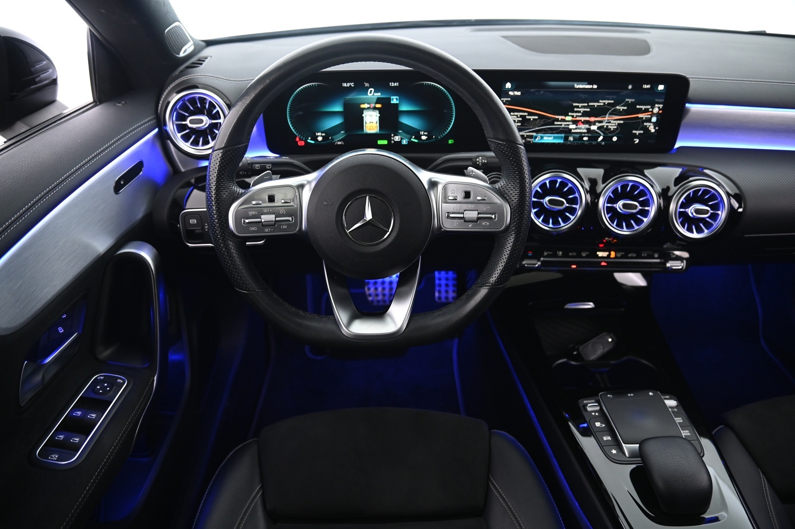 MERCEDES-BENZ CLA 2021