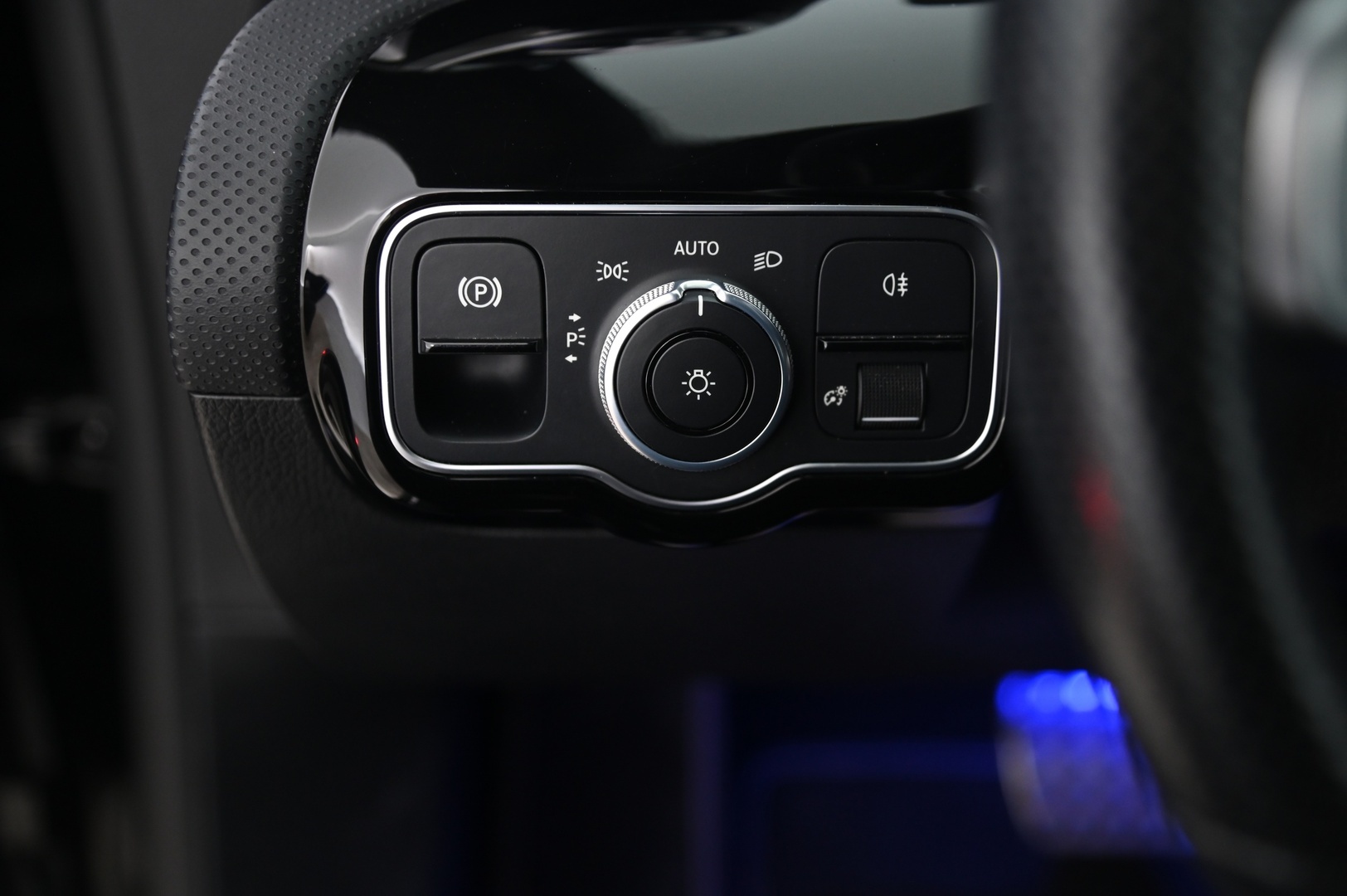 MERCEDES-BENZ CLA 2021