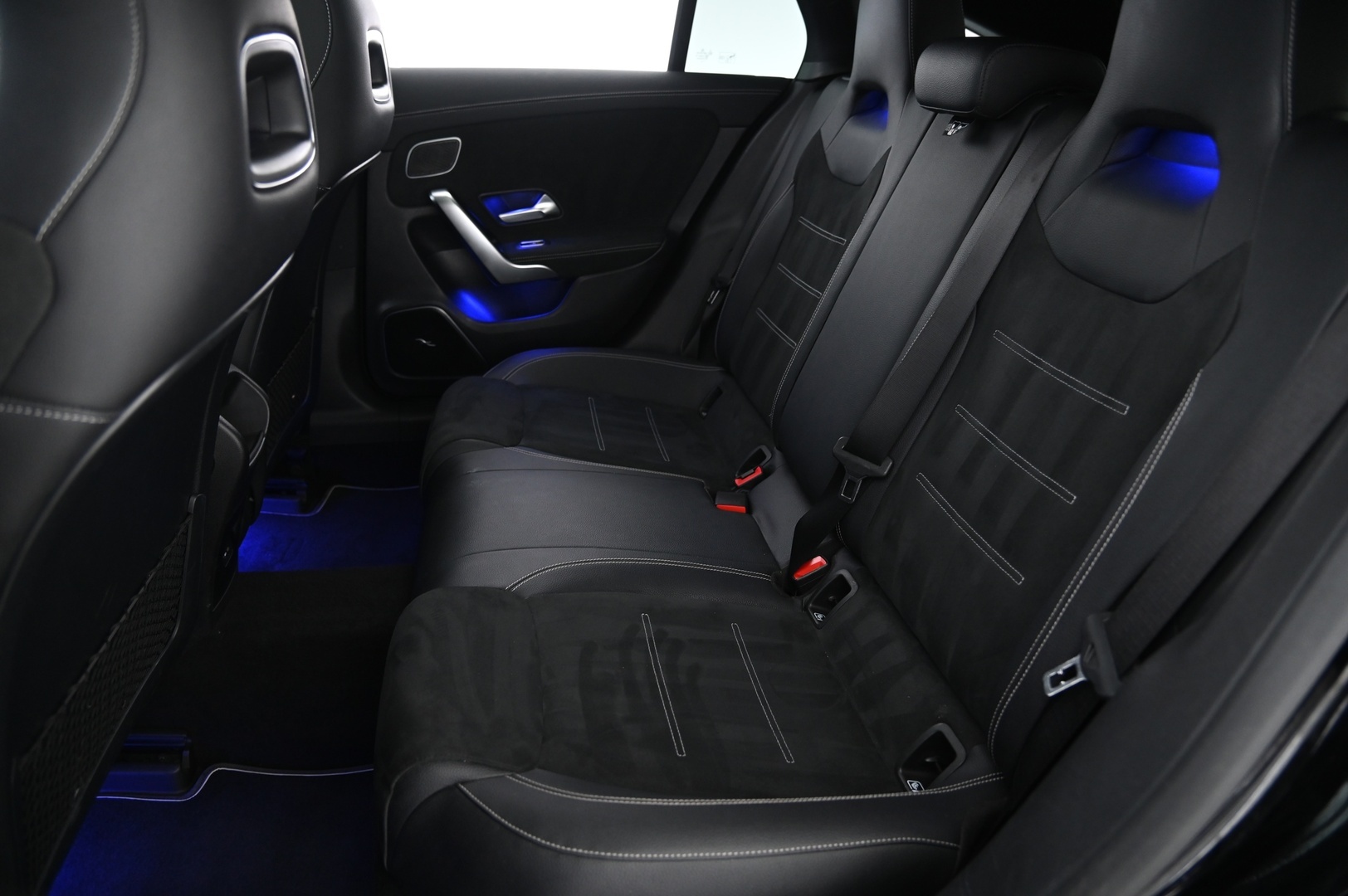 MERCEDES-BENZ CLA 2021