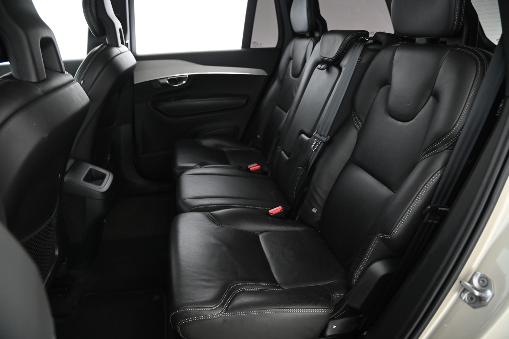 VOLVO XC90 2016